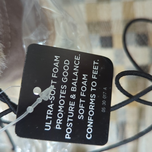 NIB Women's Brown Fur-Lined Ankle Boots - Picture 9 of 11